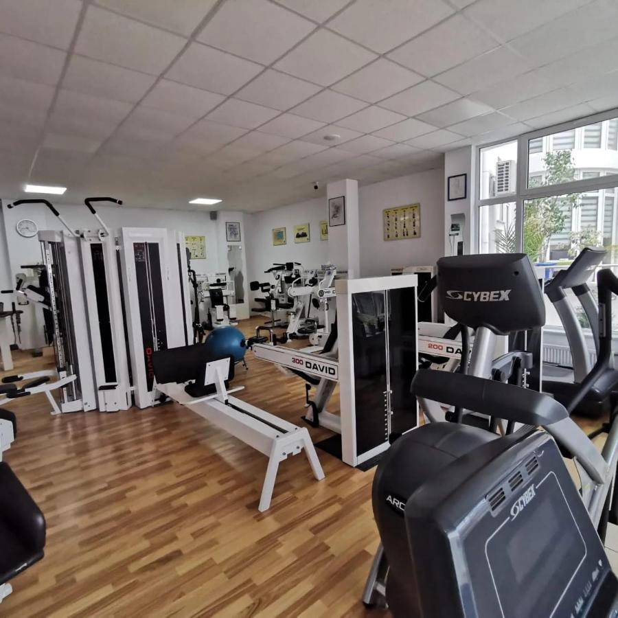 Готель Fitness House With Garden Констанца Екстер'єр фото